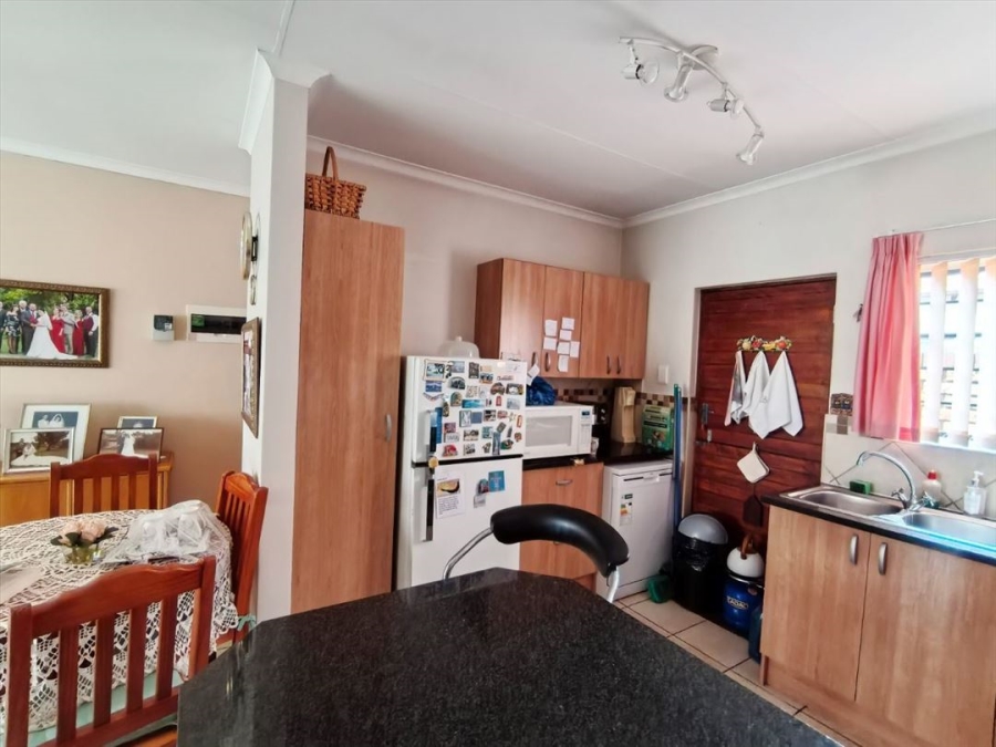 2 Bedroom Property for Sale in Brentwood Gauteng