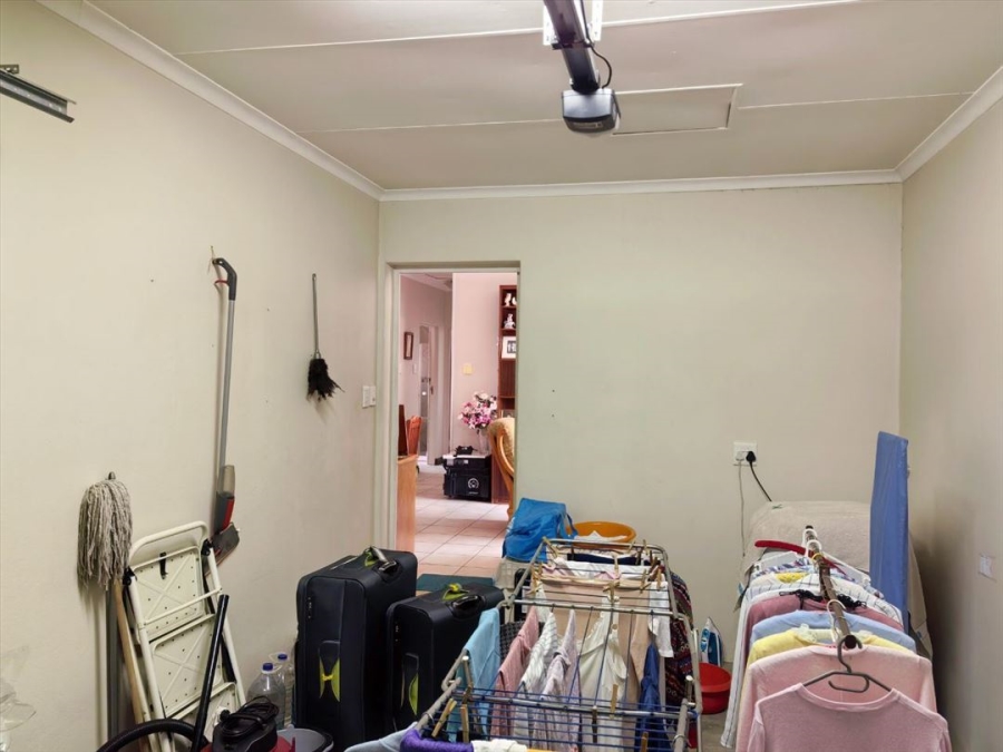 2 Bedroom Property for Sale in Brentwood Gauteng