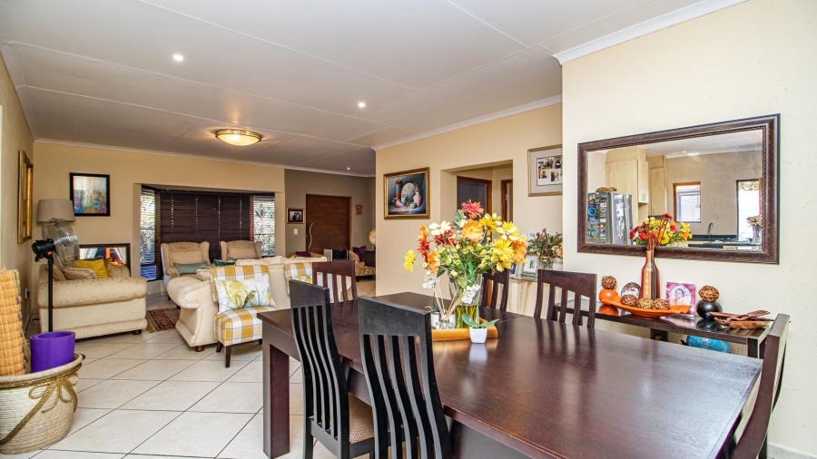 3 Bedroom Property for Sale in Greenstone Hill Gauteng