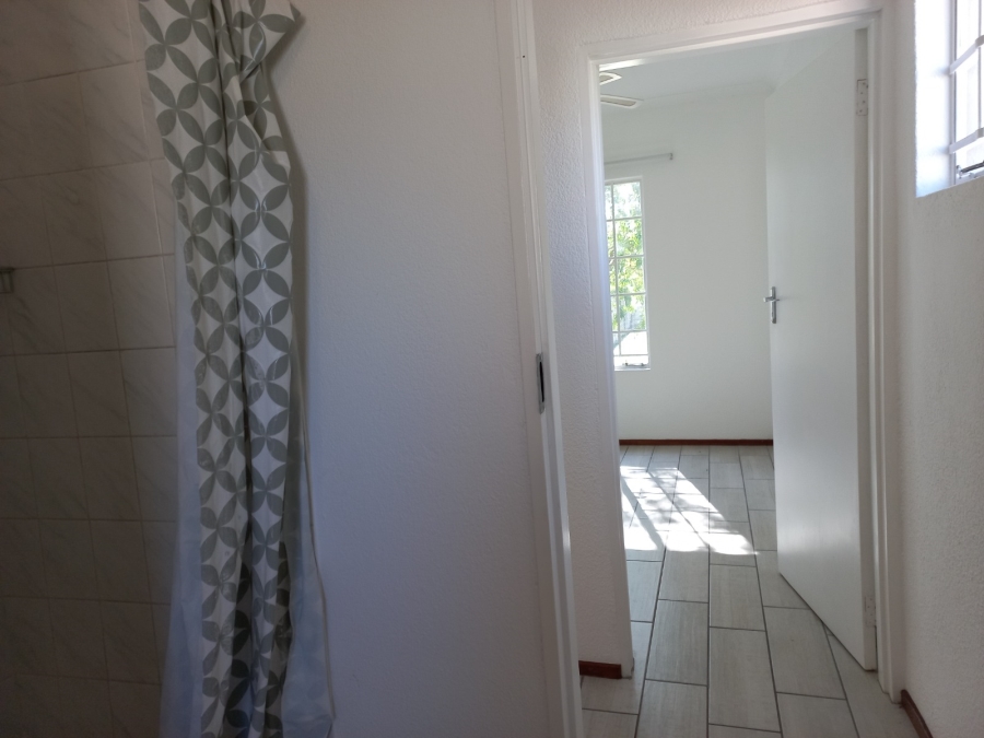 To Let 1 Bedroom Property for Rent in Eden Glen Gauteng