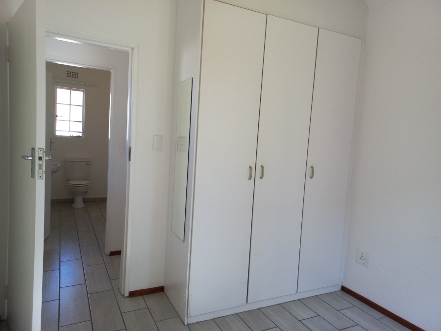 To Let 1 Bedroom Property for Rent in Eden Glen Gauteng