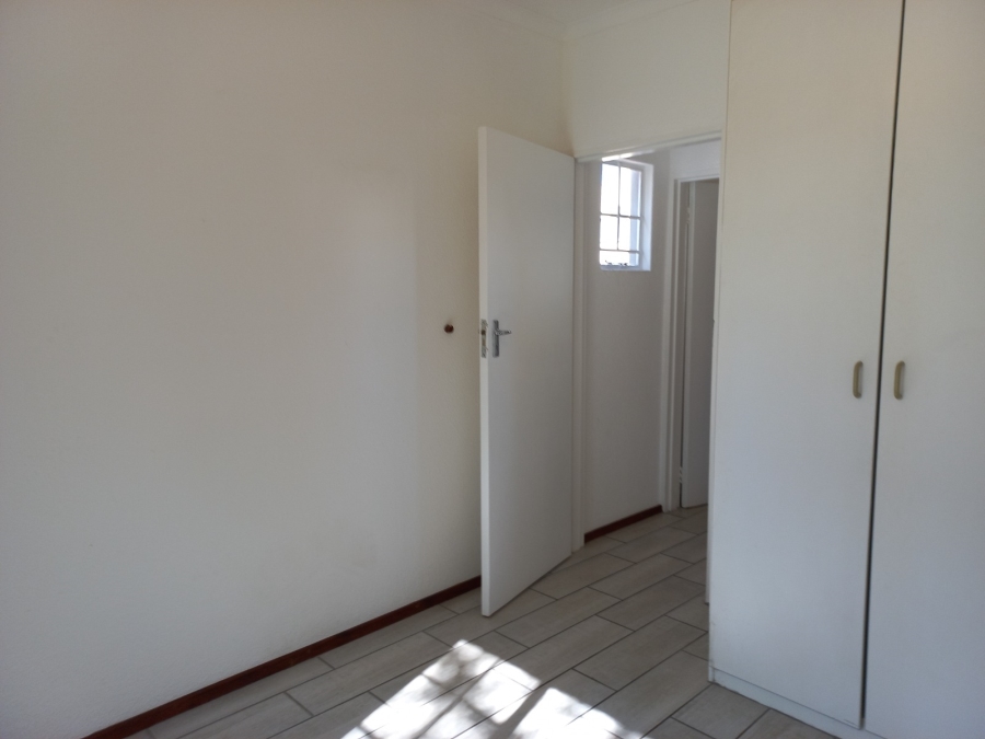 To Let 1 Bedroom Property for Rent in Eden Glen Gauteng