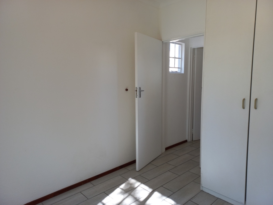 To Let 1 Bedroom Property for Rent in Eden Glen Gauteng