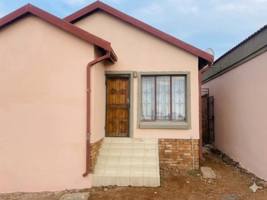 7 Bedroom Property for Sale in Mabopane Unit S Gauteng