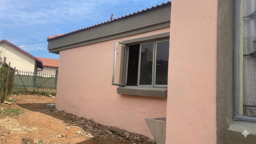 7 Bedroom Property for Sale in Mabopane Unit S Gauteng