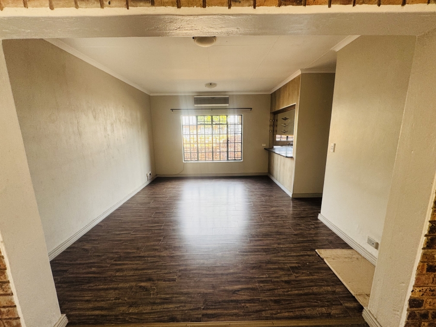 To Let 3 Bedroom Property for Rent in Garsfontein Gauteng