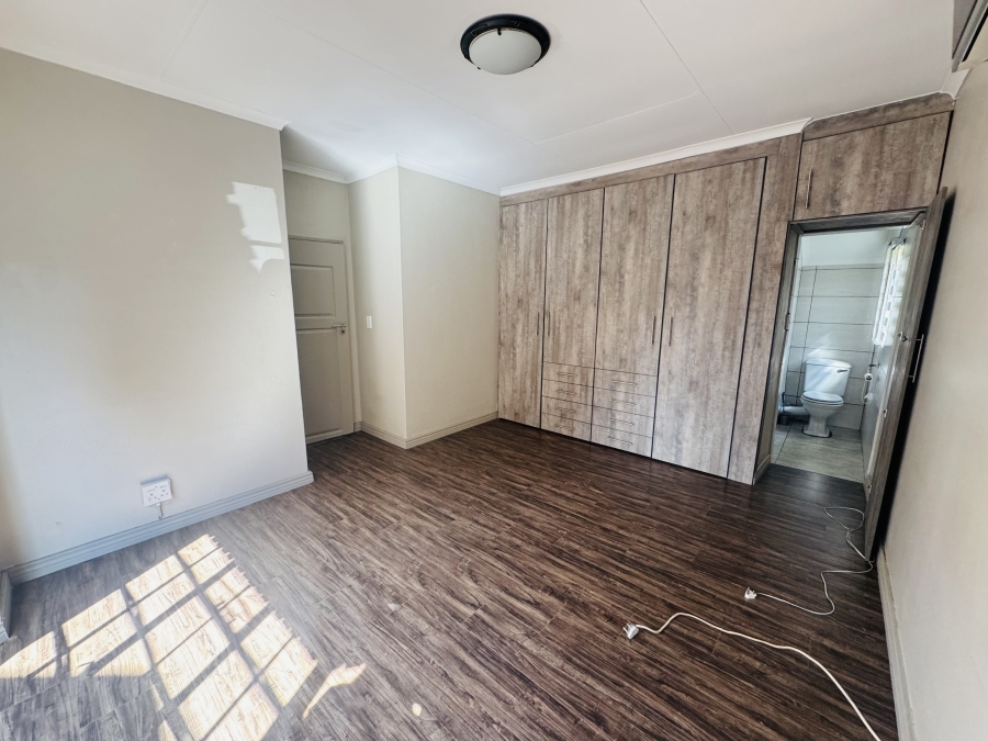To Let 3 Bedroom Property for Rent in Garsfontein Gauteng