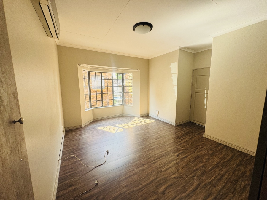 To Let 3 Bedroom Property for Rent in Garsfontein Gauteng