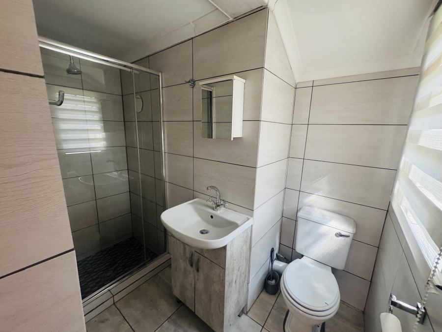 To Let 3 Bedroom Property for Rent in Garsfontein Gauteng