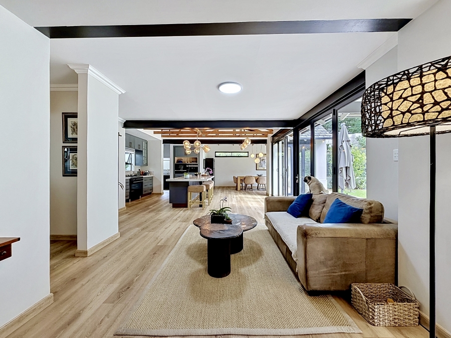 4 Bedroom Property for Sale in Waterkloof Gauteng