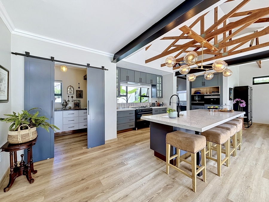 4 Bedroom Property for Sale in Waterkloof Gauteng