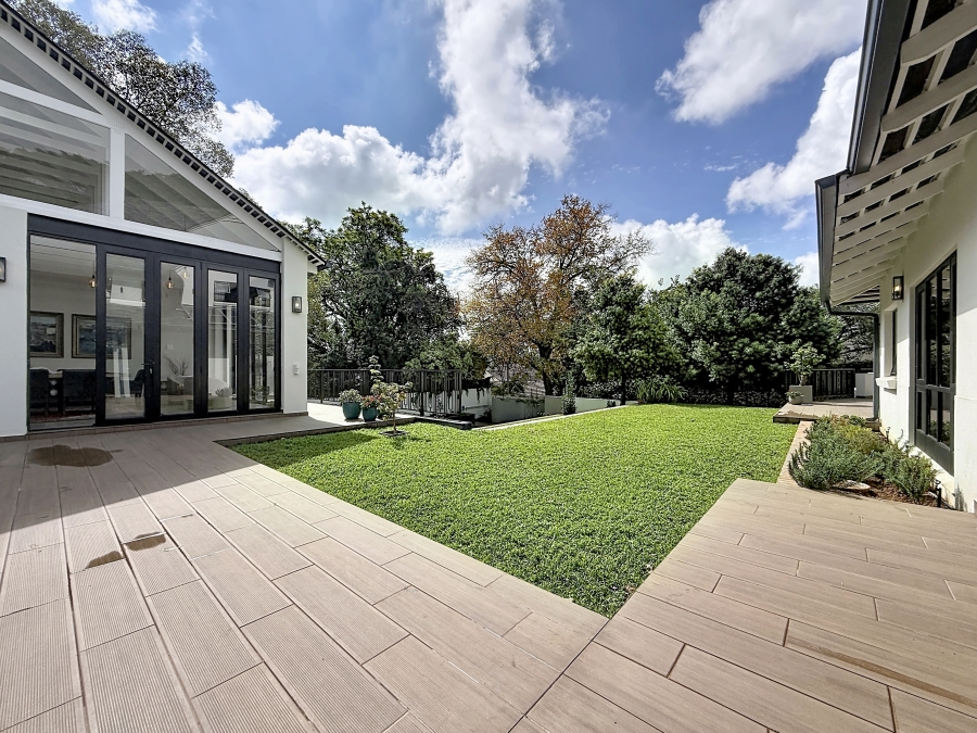 4 Bedroom Property for Sale in Waterkloof Gauteng