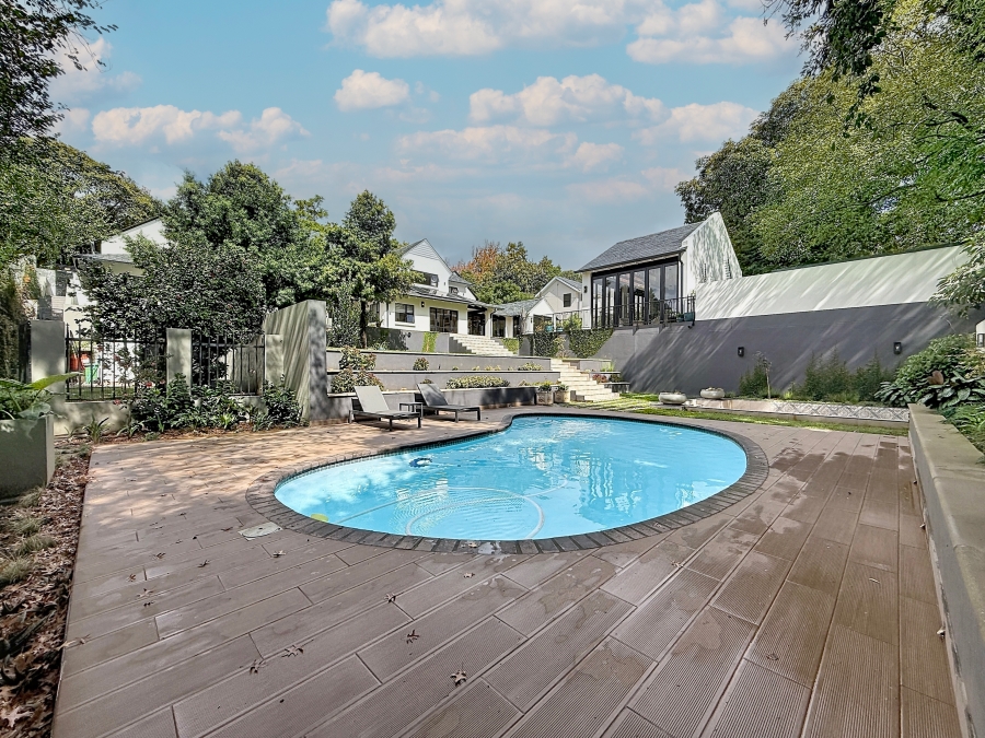 4 Bedroom Property for Sale in Waterkloof Gauteng