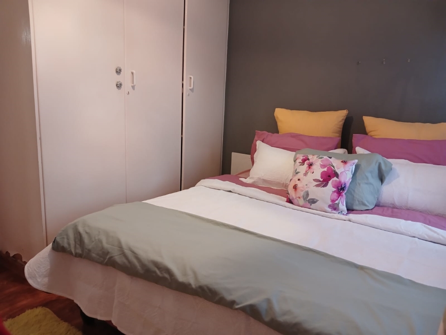 2 Bedroom Property for Sale in Lakefield Gauteng