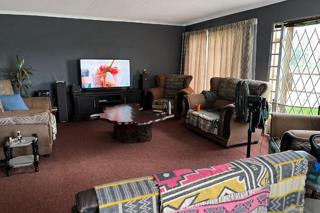 4 Bedroom Property for Sale in Theoville Gauteng