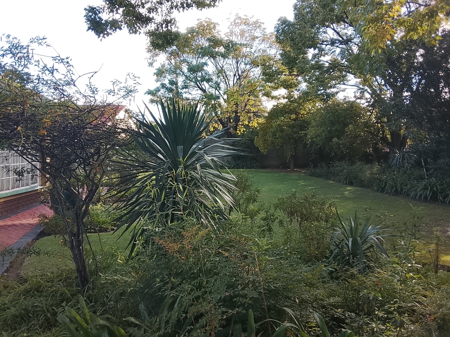 8 Bedroom Property for Sale in Bedworth Park Gauteng