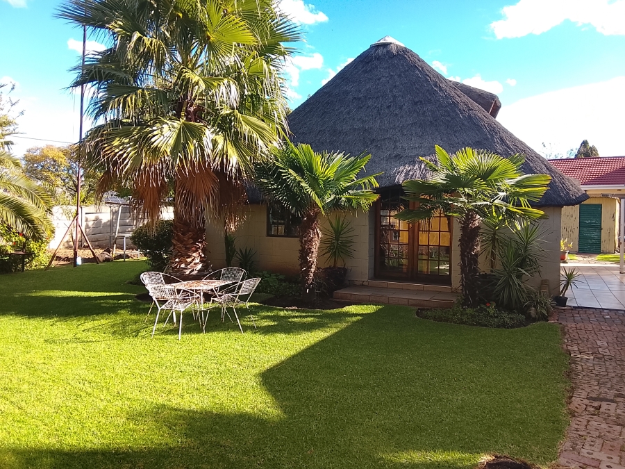 8 Bedroom Property for Sale in Bedworth Park Gauteng