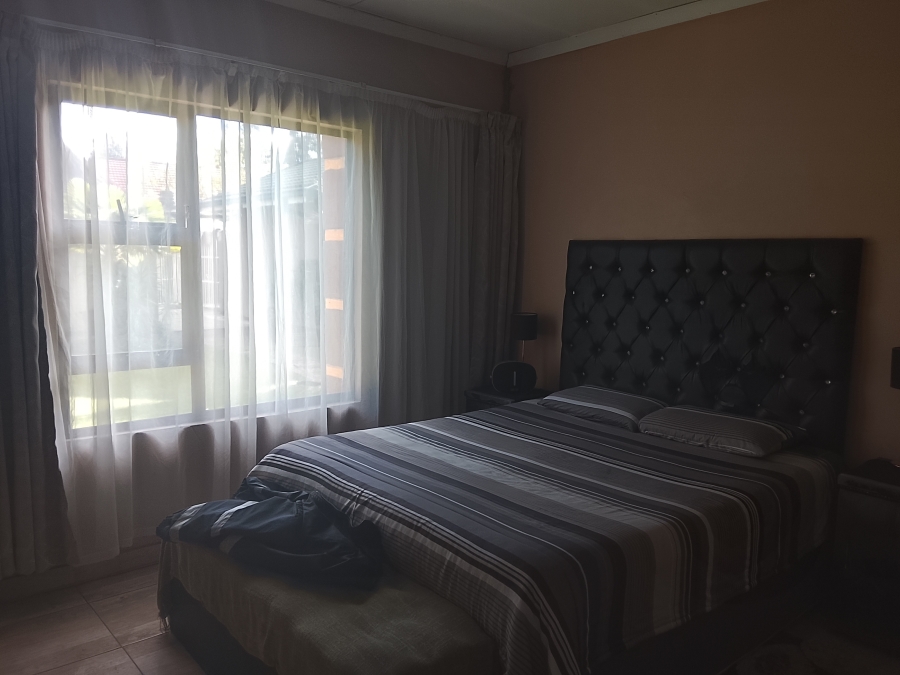 8 Bedroom Property for Sale in Bedworth Park Gauteng