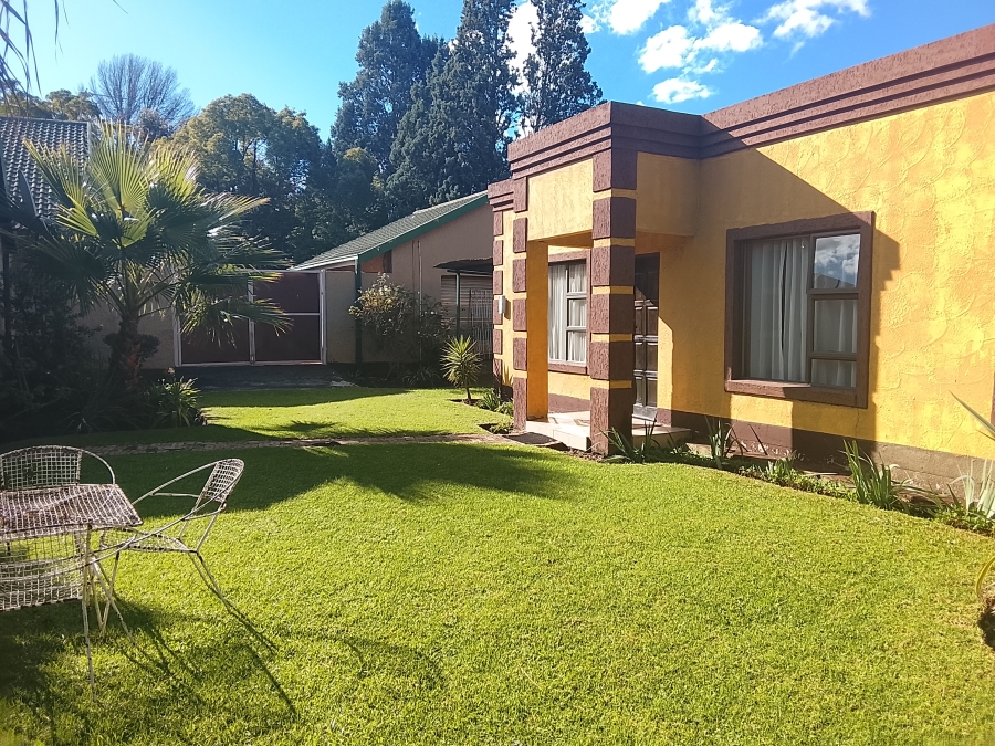 8 Bedroom Property for Sale in Bedworth Park Gauteng