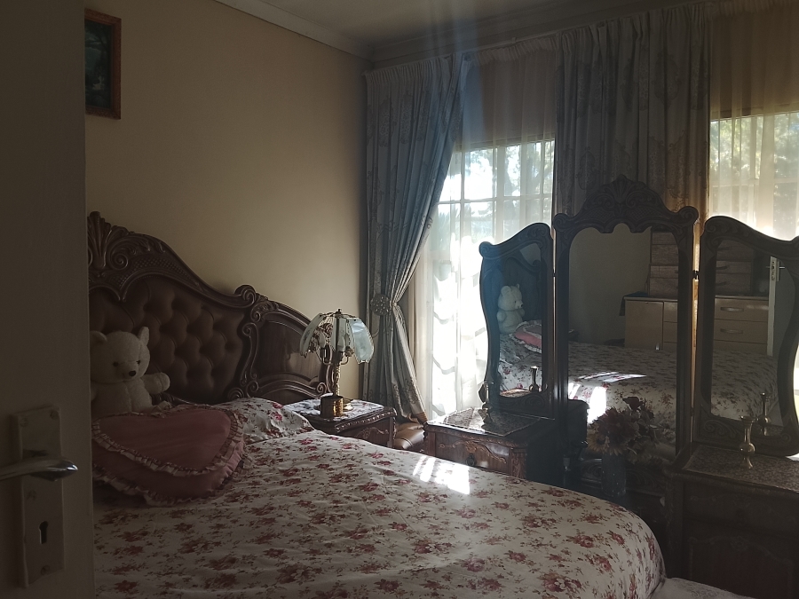 8 Bedroom Property for Sale in Bedworth Park Gauteng