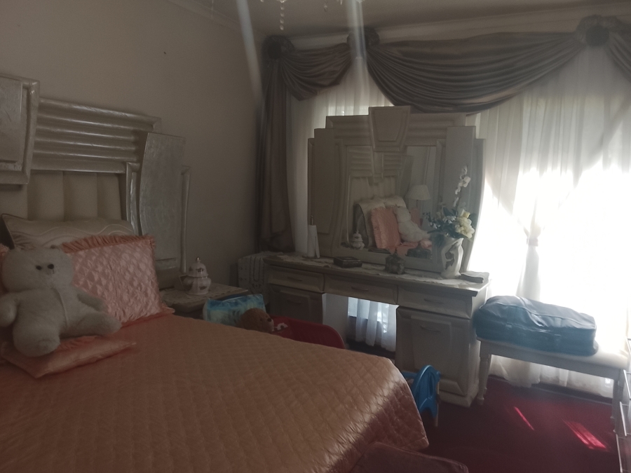 8 Bedroom Property for Sale in Bedworth Park Gauteng
