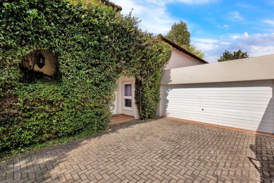 4 Bedroom Property for Sale in Morningside Gauteng