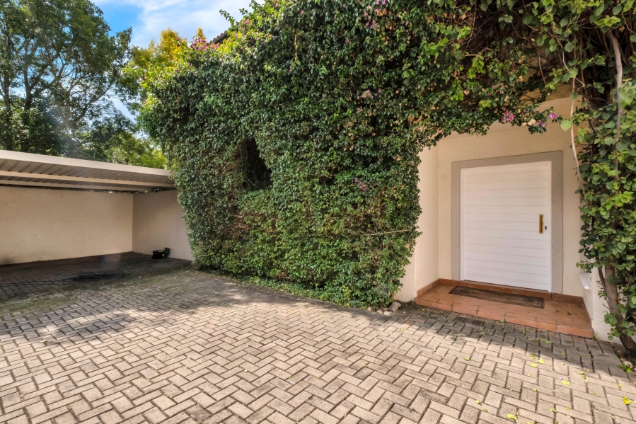 4 Bedroom Property for Sale in Morningside Gauteng