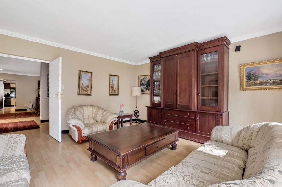 4 Bedroom Property for Sale in Morningside Gauteng