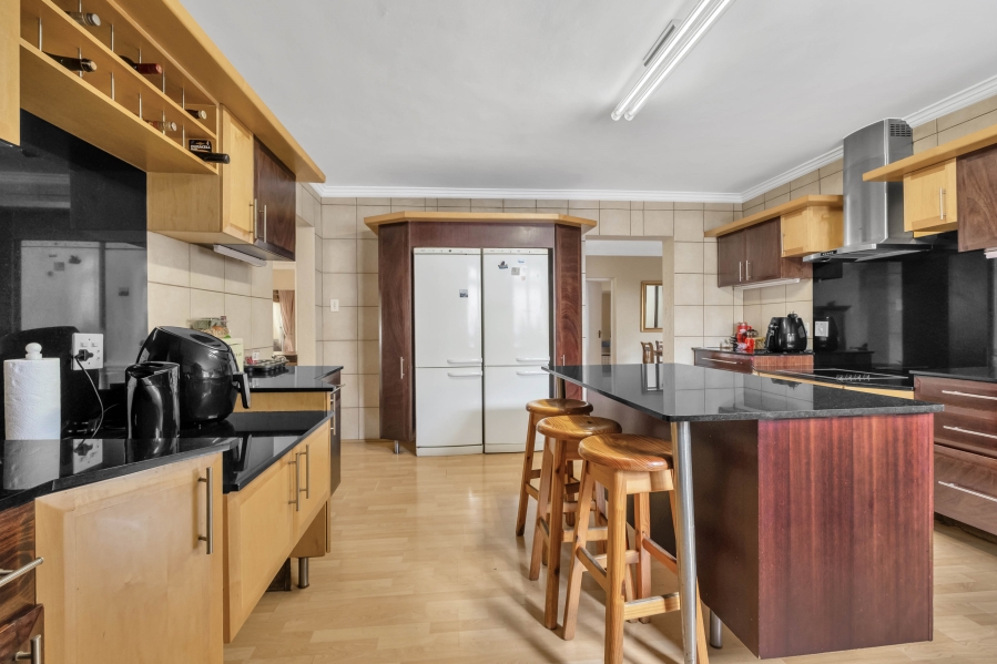 4 Bedroom Property for Sale in Morningside Gauteng