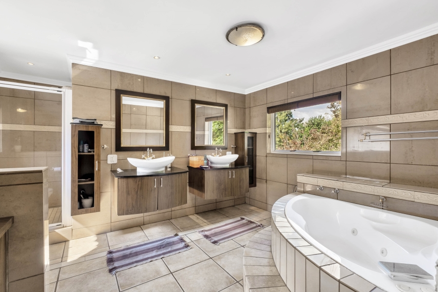 4 Bedroom Property for Sale in Morningside Gauteng