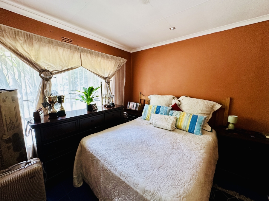 3 Bedroom Property for Sale in Brackendowns Gauteng
