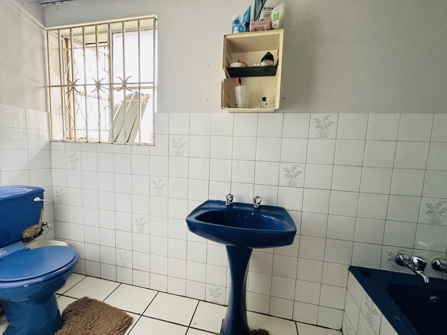 3 Bedroom Property for Sale in Brackendowns Gauteng