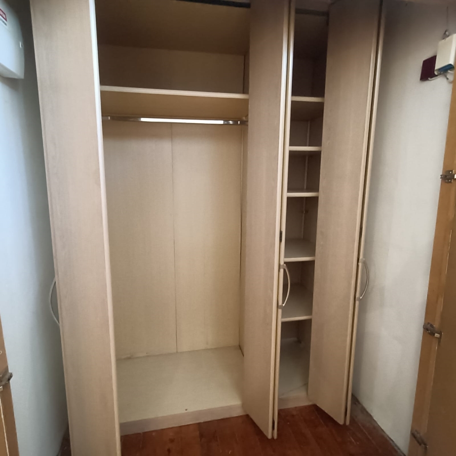 1 Bedroom Property for Sale in Westdene Gauteng