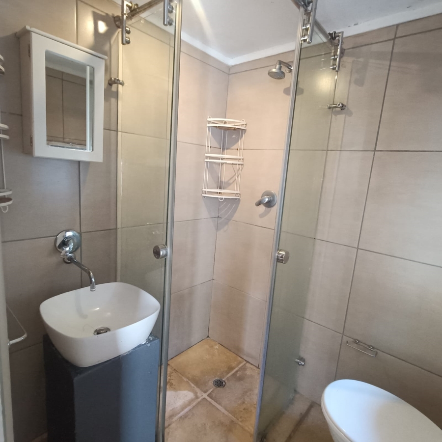 1 Bedroom Property for Sale in Westdene Gauteng