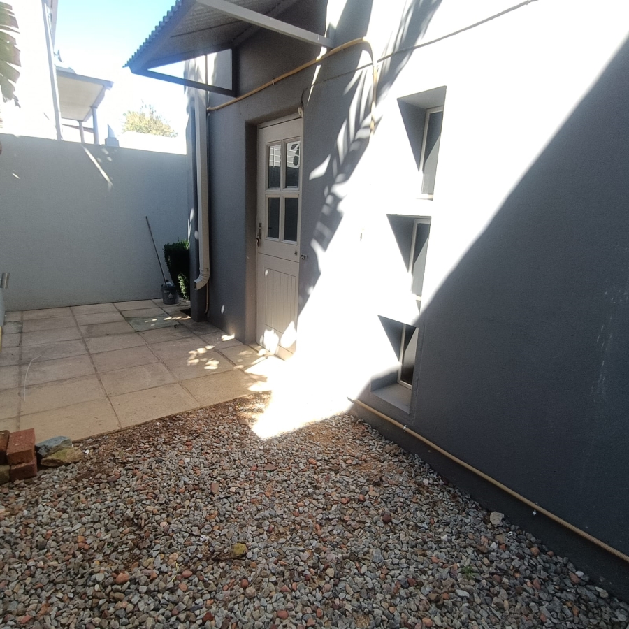 1 Bedroom Property for Sale in Westdene Gauteng