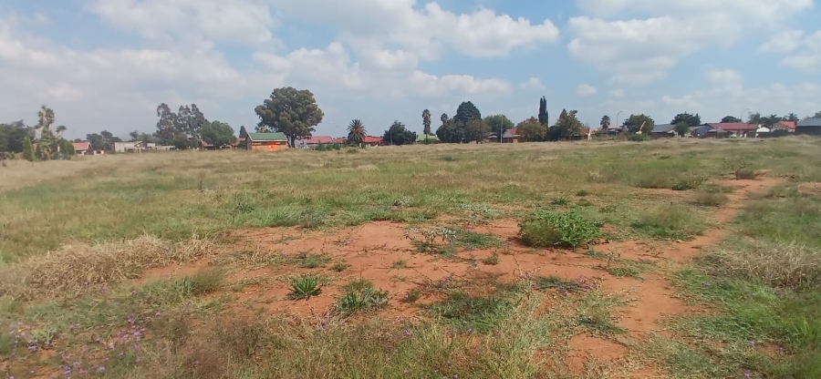 0 Bedroom Property for Sale in Unitas Park Gauteng