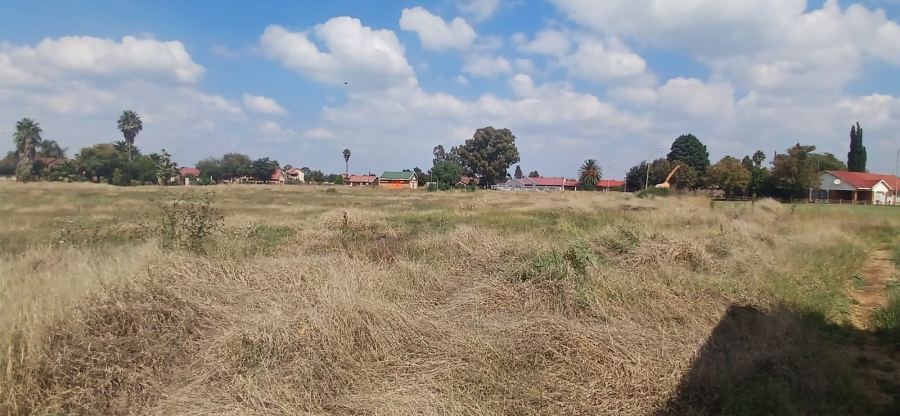 0 Bedroom Property for Sale in Unitas Park Gauteng