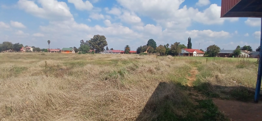 0 Bedroom Property for Sale in Unitas Park Gauteng