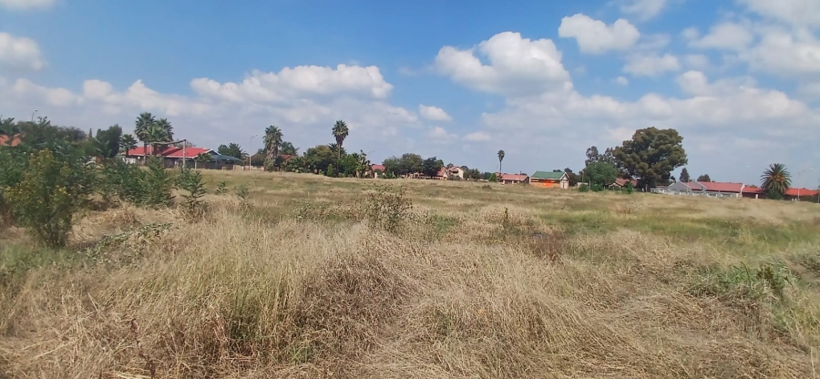 0 Bedroom Property for Sale in Unitas Park Gauteng