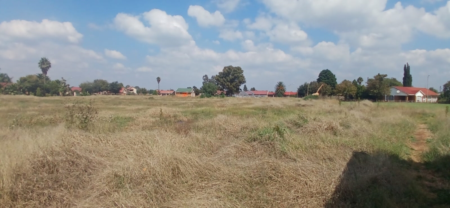 0 Bedroom Property for Sale in Unitas Park Gauteng