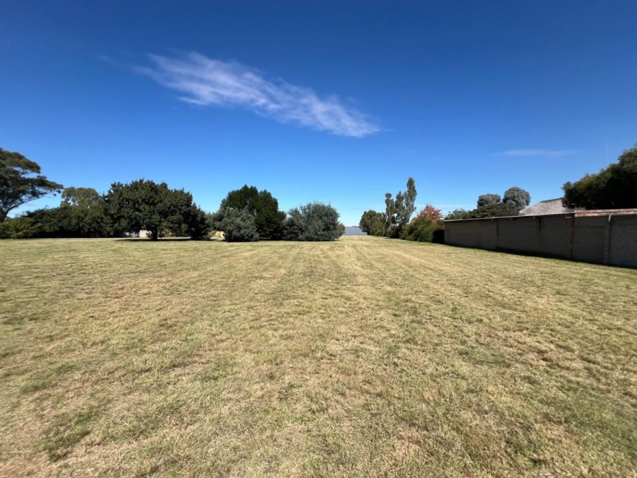 2 Bedroom Property for Sale in Hartbeesfontein AH Gauteng