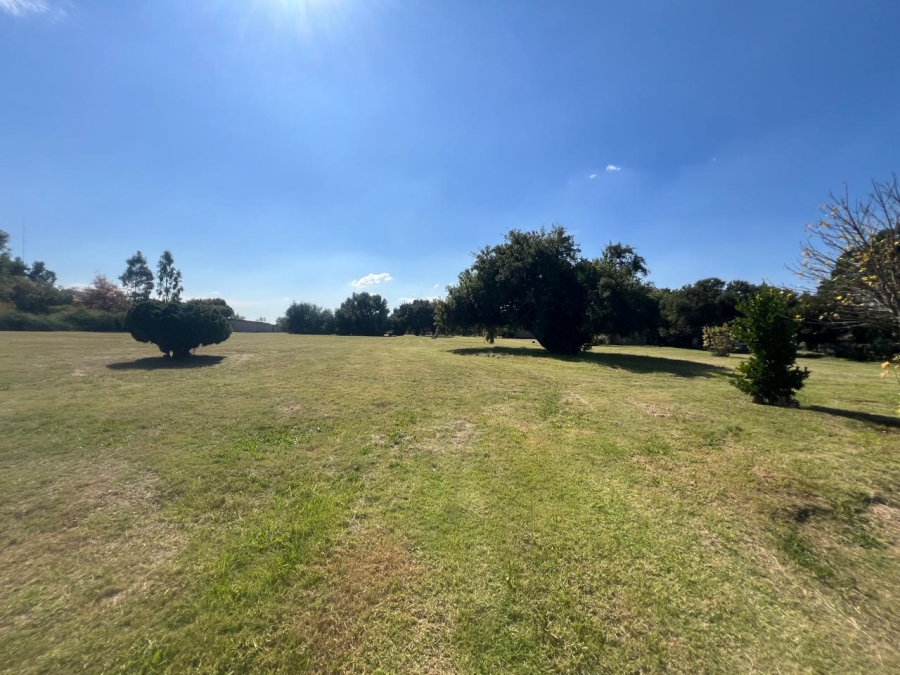 2 Bedroom Property for Sale in Hartbeesfontein AH Gauteng