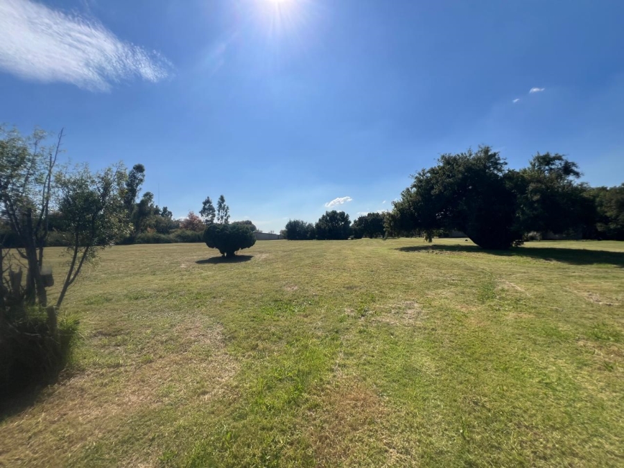 2 Bedroom Property for Sale in Hartbeesfontein AH Gauteng