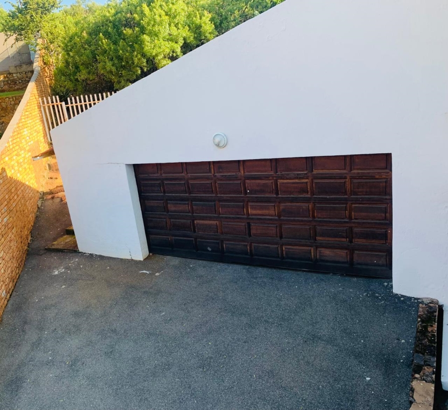 4 Bedroom Property for Sale in Overkruin Gauteng