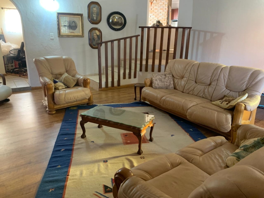 4 Bedroom Property for Sale in Overkruin Gauteng