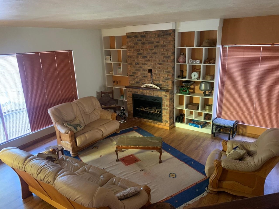 4 Bedroom Property for Sale in Overkruin Gauteng