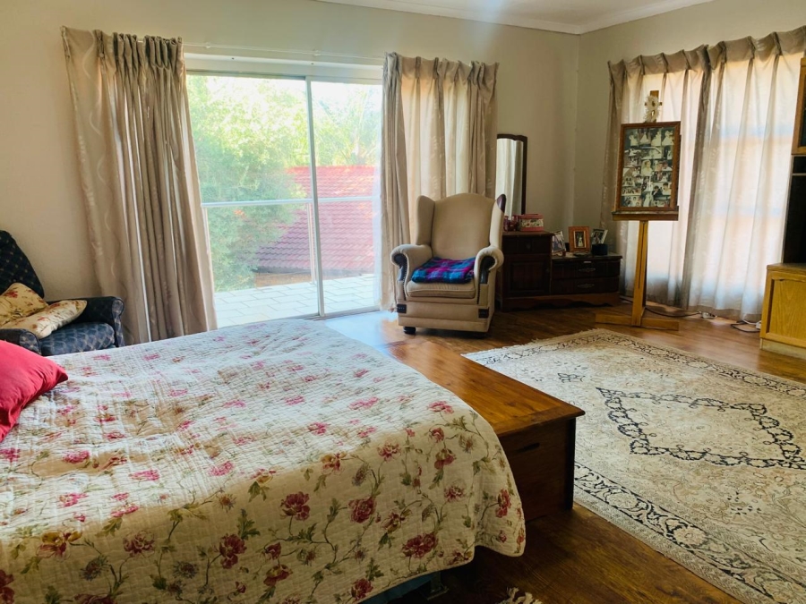 4 Bedroom Property for Sale in Overkruin Gauteng