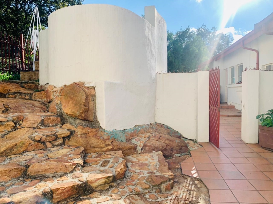 4 Bedroom Property for Sale in Overkruin Gauteng