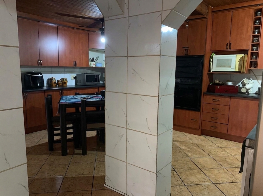 4 Bedroom Property for Sale in Vanderbijlpark CE 2 Gauteng