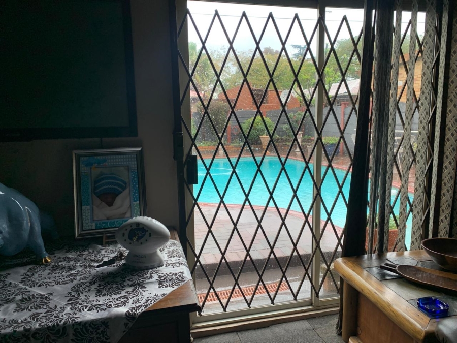 4 Bedroom Property for Sale in Vanderbijlpark CE 2 Gauteng